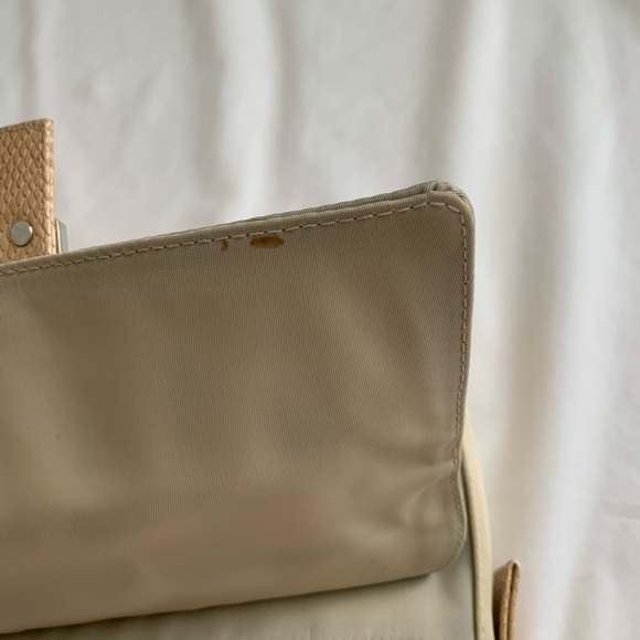 Guess Small Shoulder Bag - Picture 12 of 15